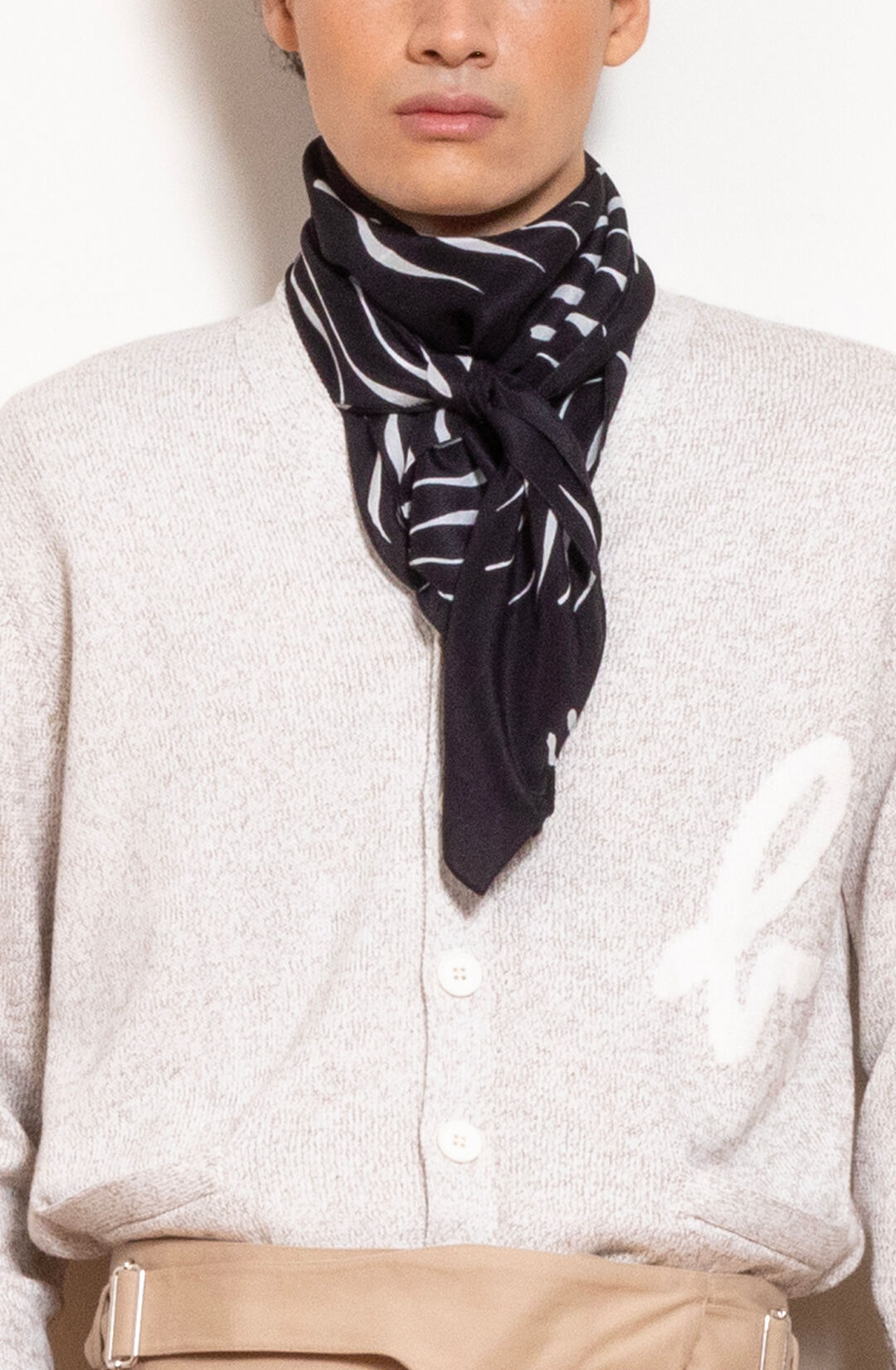 agnès b. men black Berry printed silk scarf